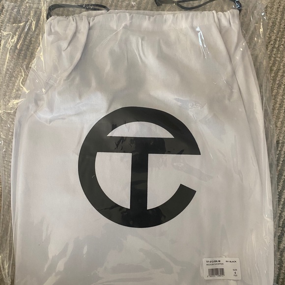 Telfar Medium Shopping Bag Black - Picture 3 of 6